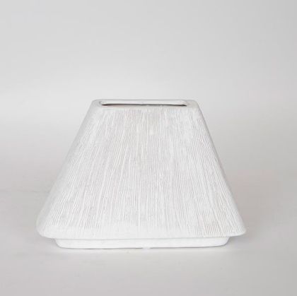 ВАЗА, КЕРАМИКА, БЯЛА, 25x8x17см