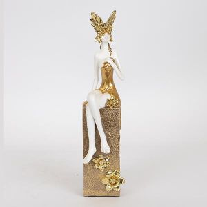 ДЕКОРАТИВНА СКУЛПТУРА, СМОЛА, ЖЕНА С МАСКА, БЯЛО-ЗЛАТО 7x9x34cm