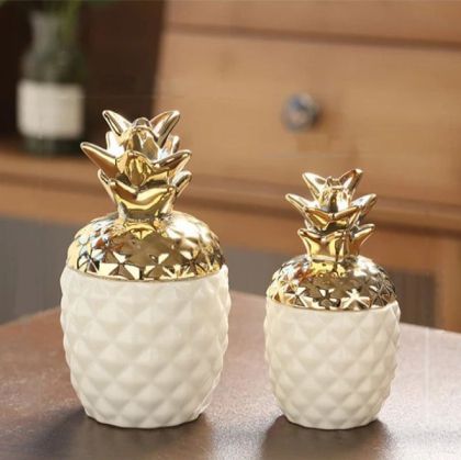 БОНБОНИЕРА БЯЛО СРЕБЪРЕН АНАНАС 8*17