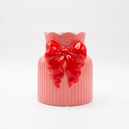 Диван Ново Монако в сив цвят със светло сини и розови възглавници с размери 180x95x95+230x95x95