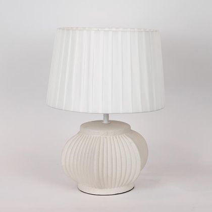 НАСТОЛНА ЛАМПА С АБАЖУР ОТ ЛЕН, КЕРАМИЧЕН БЯЛ 28X24X43СМ