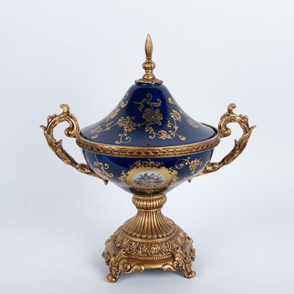 ДЕКОРАТИВНА ФИГУРА FL213901 АФРИКАНСКА КРАЛИЦА ЗЛАТИСТО ЧЕРЕН ЦВЯТ 25x15x23см