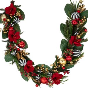 ЧЕРВЕН ГИРЛЯНД С ИЗКУСТВЕНИ ЦВЯТЯ И ЧЕРВЕНИ ТОПКИ 23Х15Х183СМ