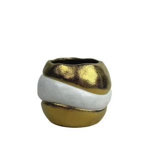 Ляв ъглов диван Нова Карина в сив цвят със светли възглавнички и табуретка с размери 278х218х85см