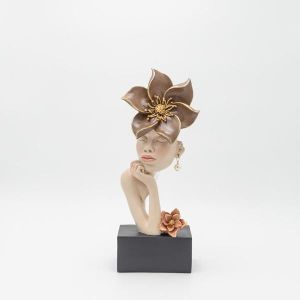 Decoration sculpture woman with flowers black 13x7.5x32.5cm