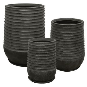 Комплект саксии от полирезин с чинии/6 черни стари бъчви - д: Φ53x69.5, м: Φ39x51, ш: Φ28x37см