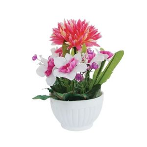 Mini flower arrangement with fuchsia in a plastic pot - h18 cm