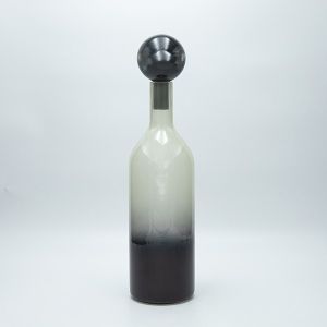 Стъклена гарафа бяло-черна 40x10.5см