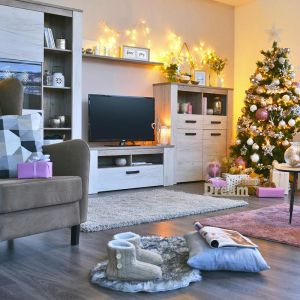 Витрина Kent Pop 2f в цвят сив дъб-бял дъб размери 114х36х127cm