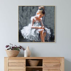 Wall painting Hm4568 black Ps frame with canvas print of a sitting figure of a girl 82x4.5x82hcm.