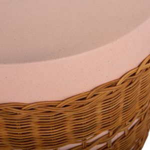 Кръгла холна маса Vilhena Hm18166 фибро цимент розова - естествен ратан Φ44.5x45hсм.