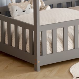 Легло с матрак Phyllis Hm21304.02 борова дървесина в сив цвят - матрак 90x190см