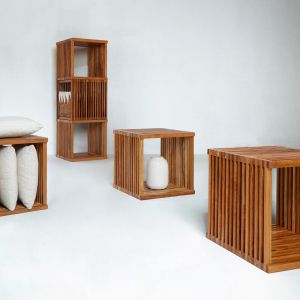Cube side table made of solid teak wood Hm9482