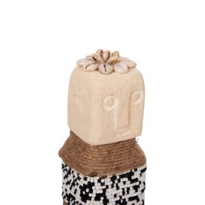 Статуетка за маса Sumba от бял камък парас, мъниста и морска трева, 7x7x17cm Hm4309