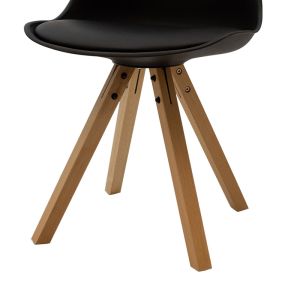 Caron chair in black