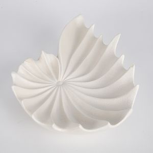 Plate with ceramic coating white 25.5x16.5x7cm