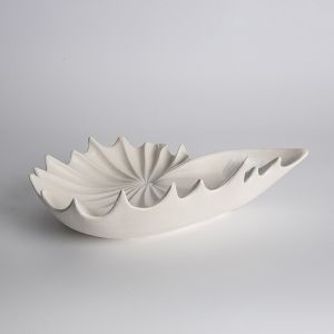 Plate with ceramic coating white 25.5x16.5x7cm
