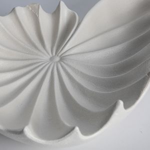 Plate with ceramic coating white 25.5x16.5x7cm