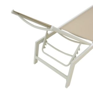Boka chaise longue made of white aluminum and beige textile 60x192x31cm