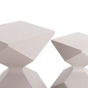 Set of 2 Zander SM10719.02 aluminum side tables in cream white 40X40 cm and 32X32 cm.